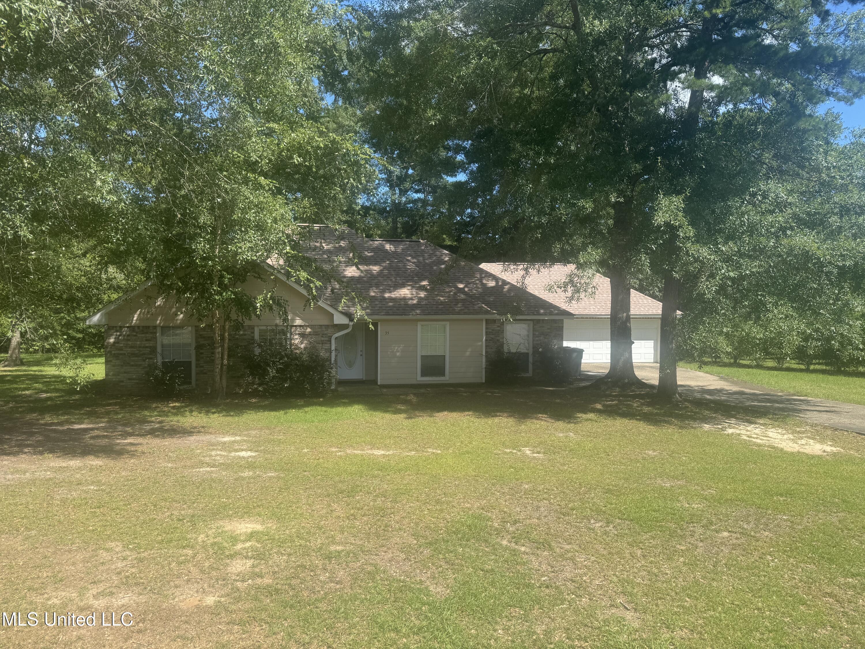 Property Photo:  35 Cedar Wood Drive  MS 39573 