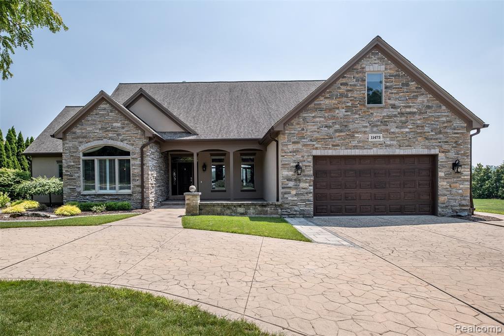 11473 Bay Shore Drive  Fenton MI 48430 8828 photo