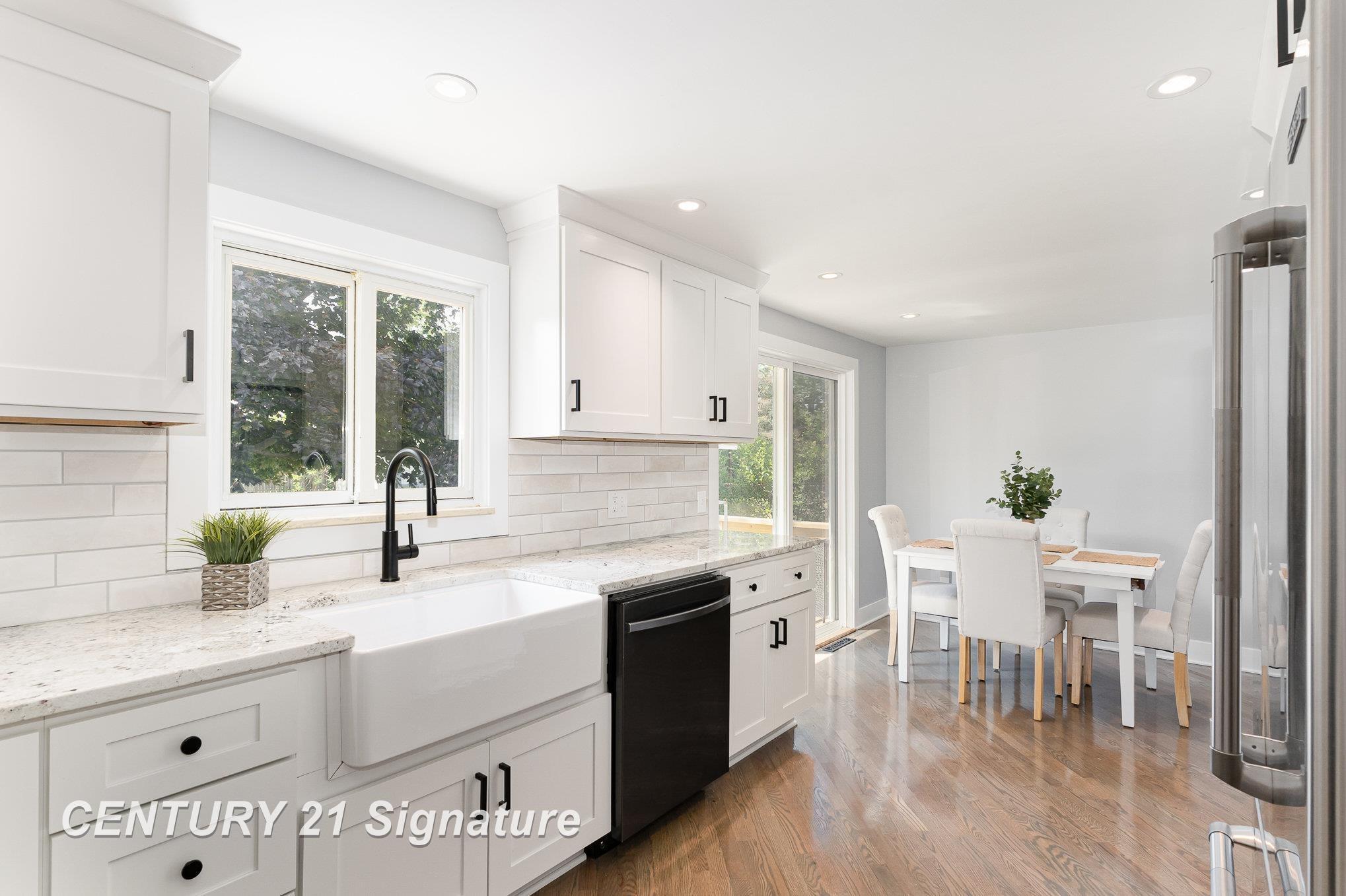 Property Photo: 225 Johnson Street MI 48623