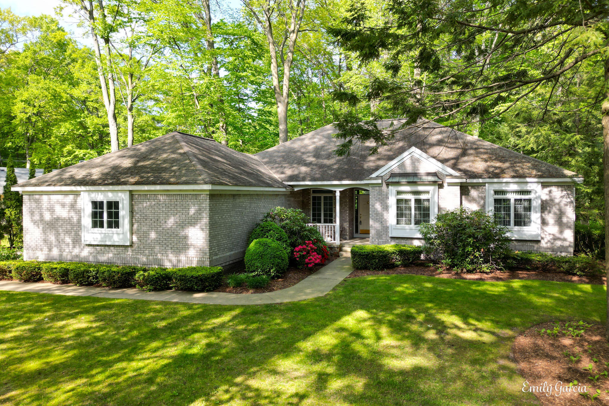 Property Photo: 209 Foxdown Road MI 49424