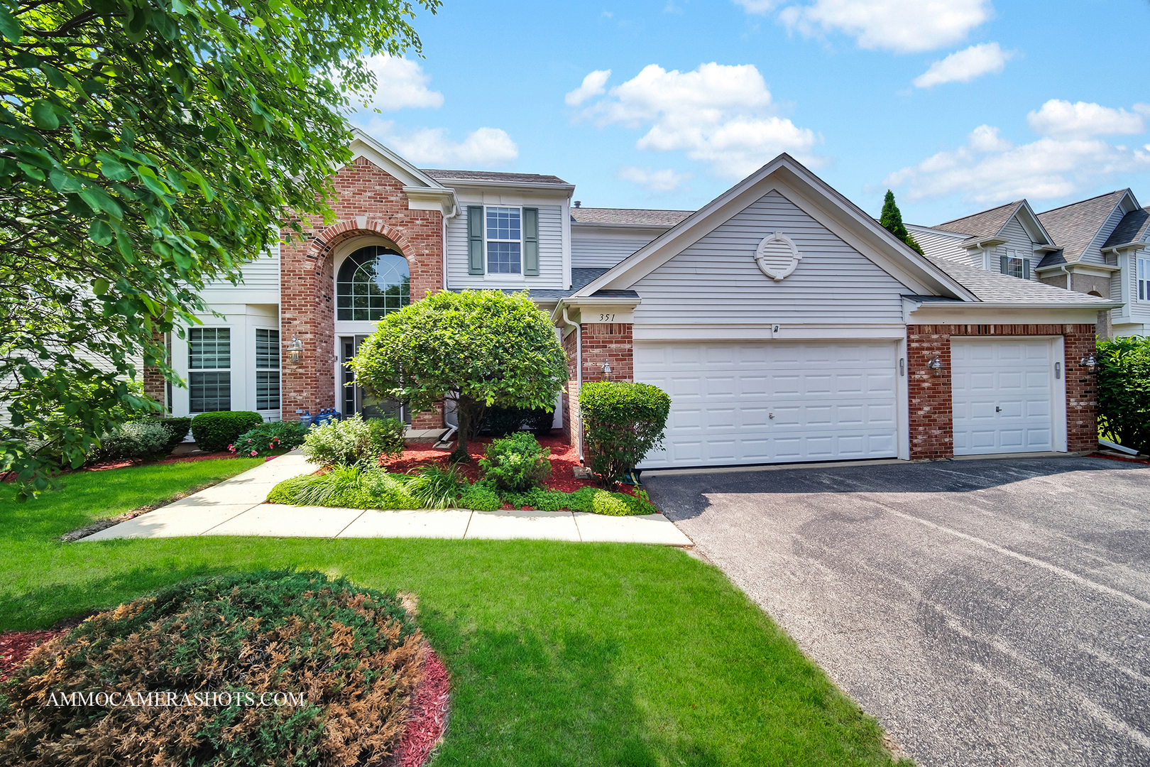 351 Tiger Street  Bolingbrook IL 60490 photo
