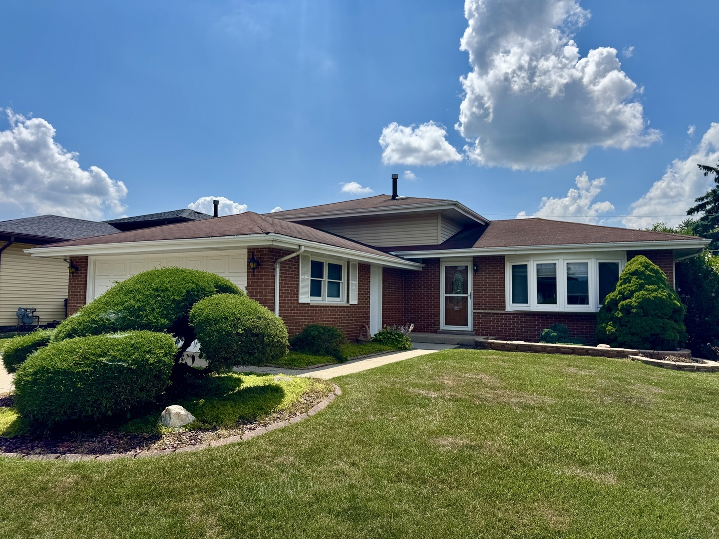 Property Photo:  16830 93rd Avenue  IL 60487 