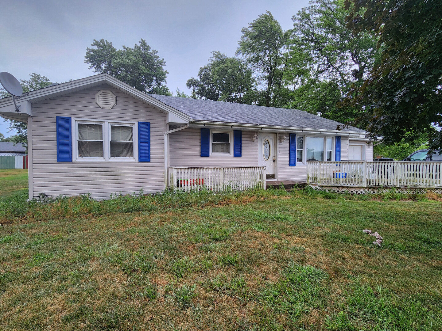 Property Photo: 2308 N 2010 Road E IL 60970