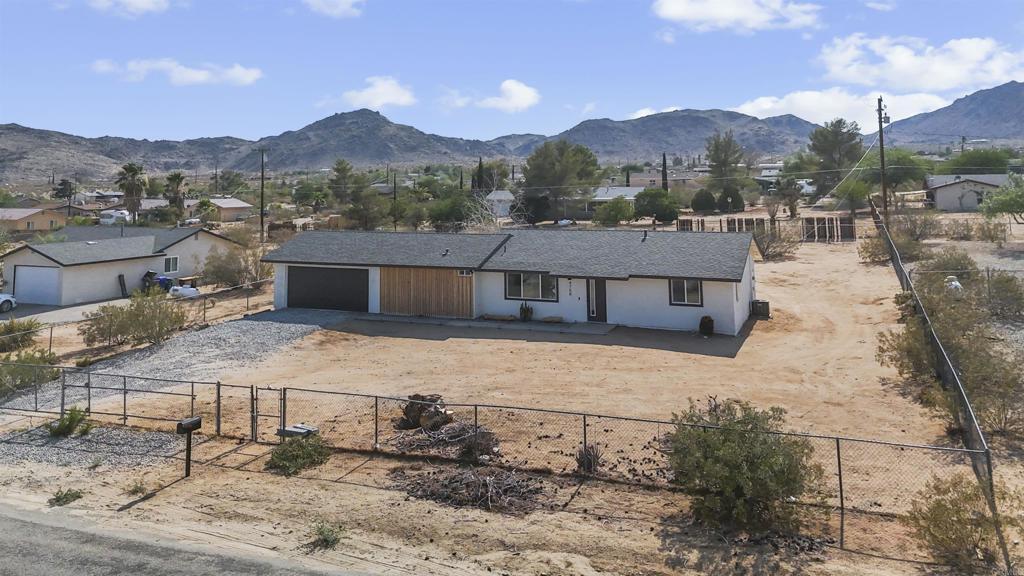 Property Photo: 4758 Avenida La Mirada CA 92252