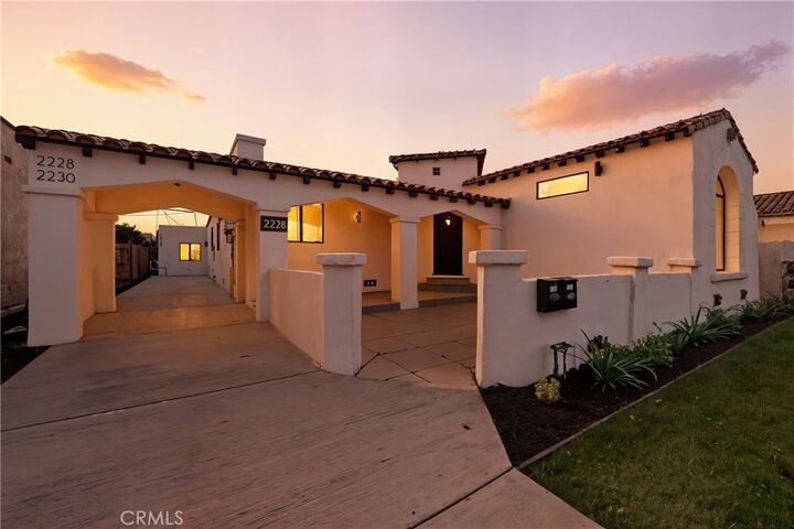 Property Photo:  2228 W 73rd Street  CA 90043 