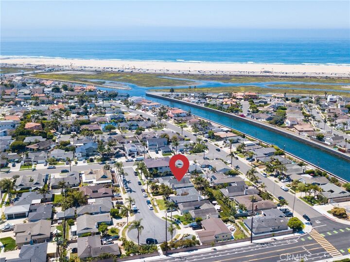 Property Photo:  22041 Catalina Circle  CA 92646