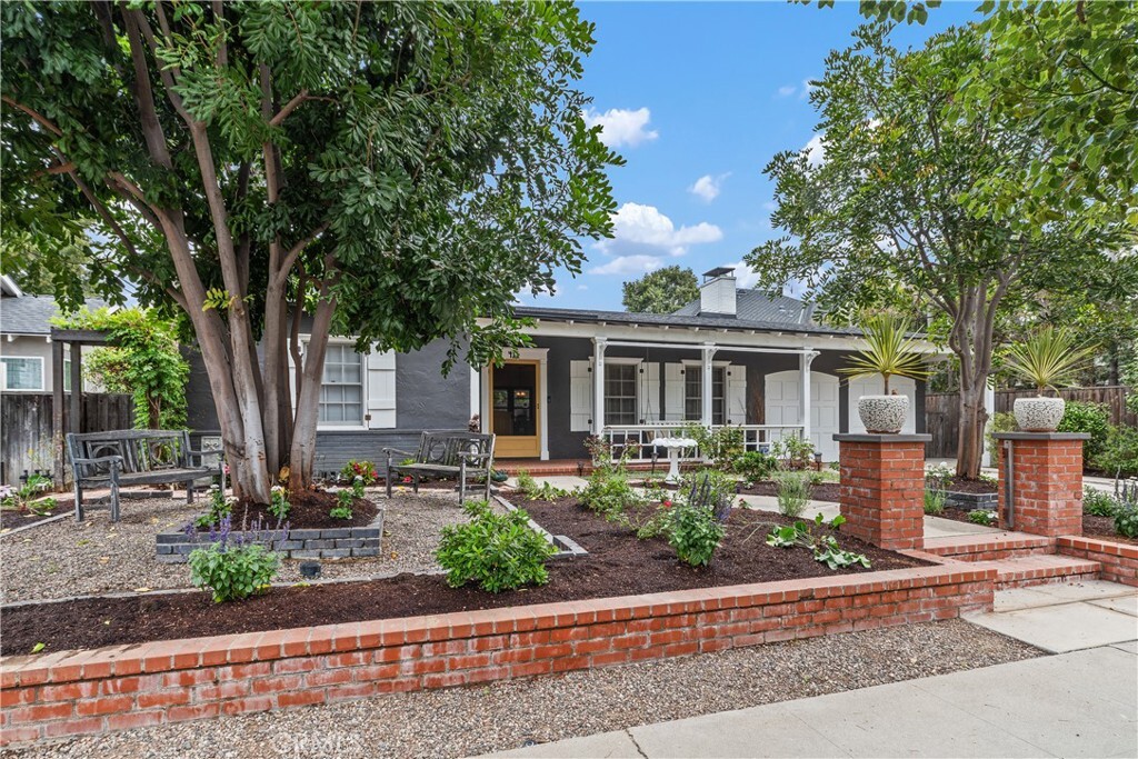 Property Photo:  411 Edgewood Road  CA 92706 