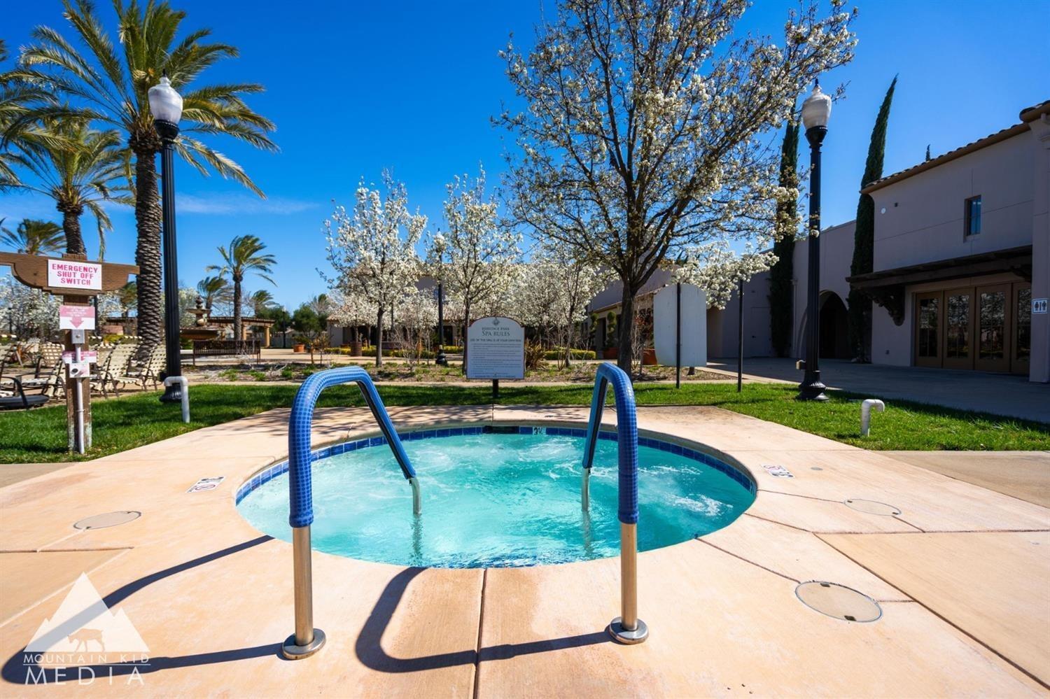 Property Photo: 121 N Rock House Circle CA 95835