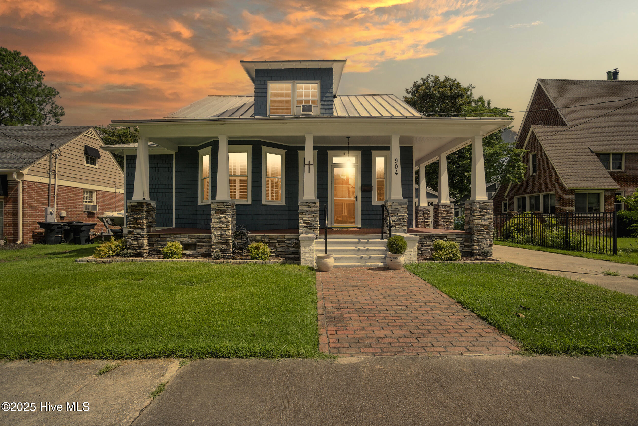 Property Photo: 904 W Church Street NC 27909