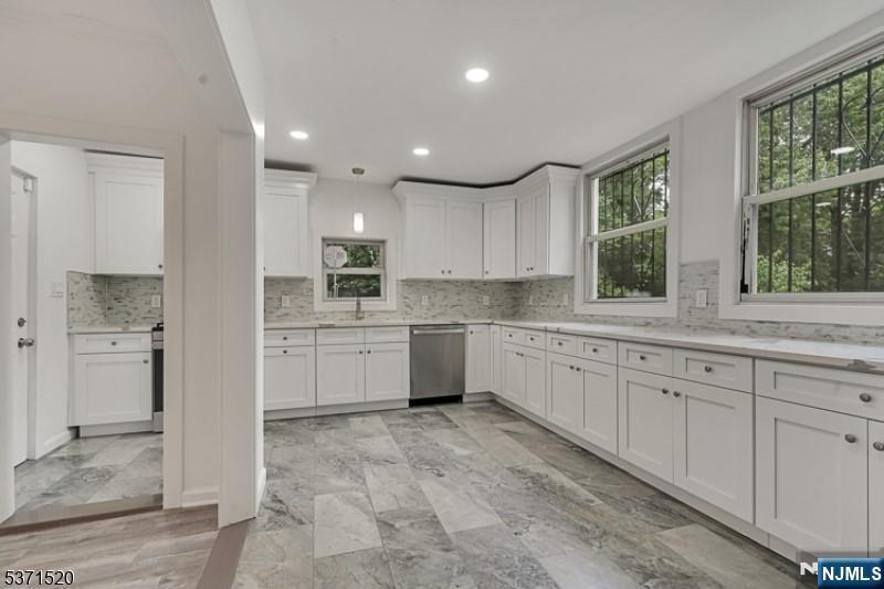 Property Photo:  125 Munn Avenue  NJ 07106 