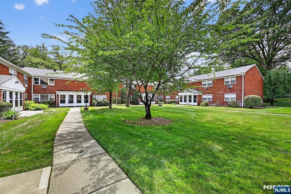 Property Photo: 64 Regency Park NJ 07446