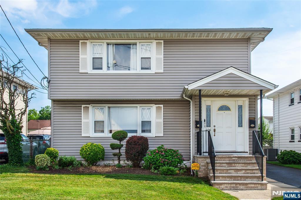 Property Photo:  406 Sylvan Street  NJ 07663 