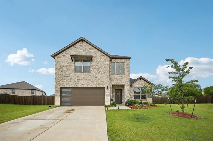 Property Photo:  1633 Havenrock Drive  TX 75126 