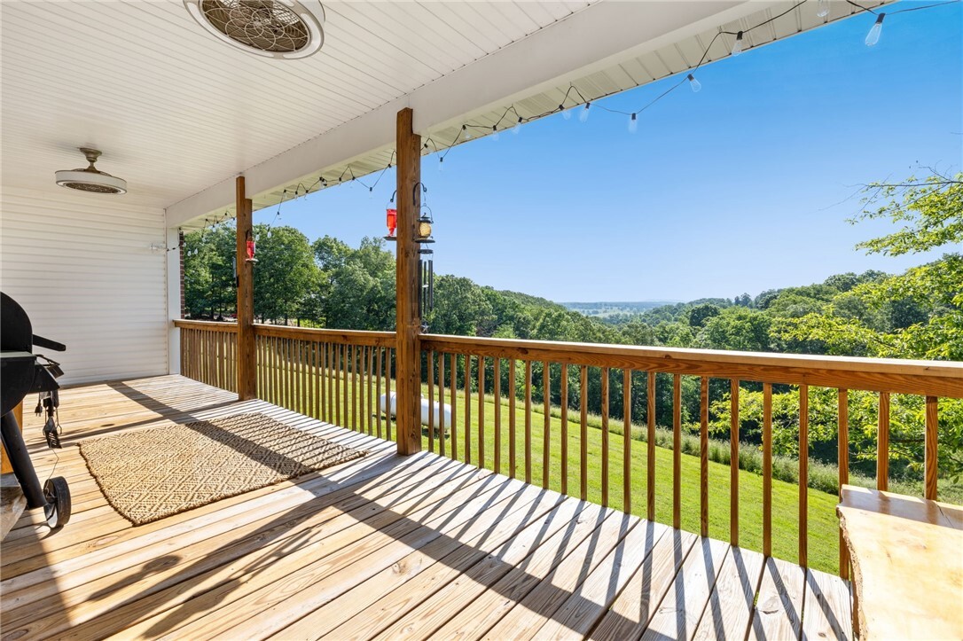 Property Photo: 309 Madison 8744 AR 72740