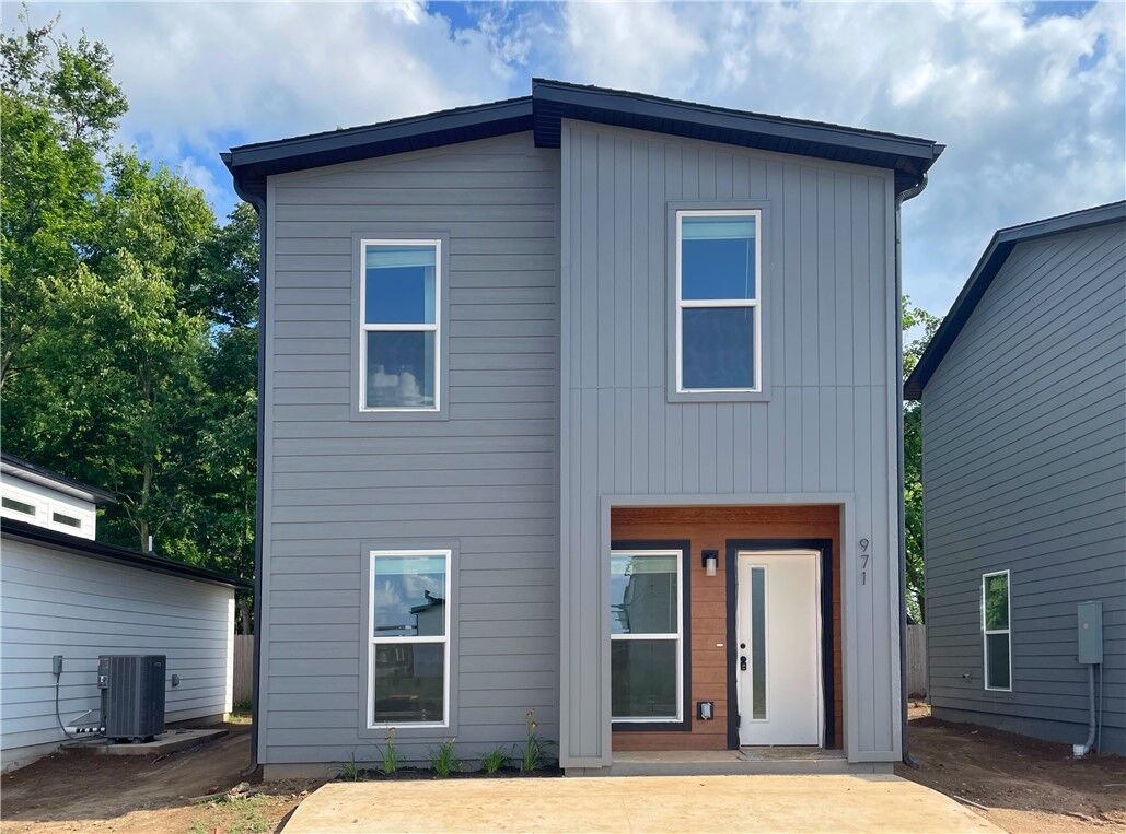 Property Photo:  971 Reading Railroad Lane  AR 72713 