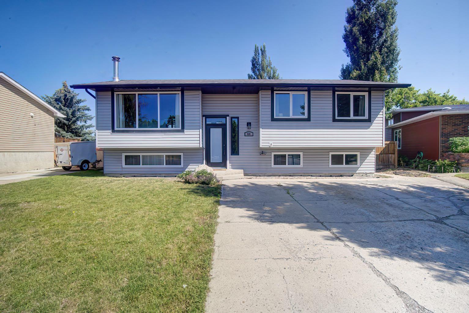 Photo de la propriété: 526 50A Avenue W AB T0L 0T0