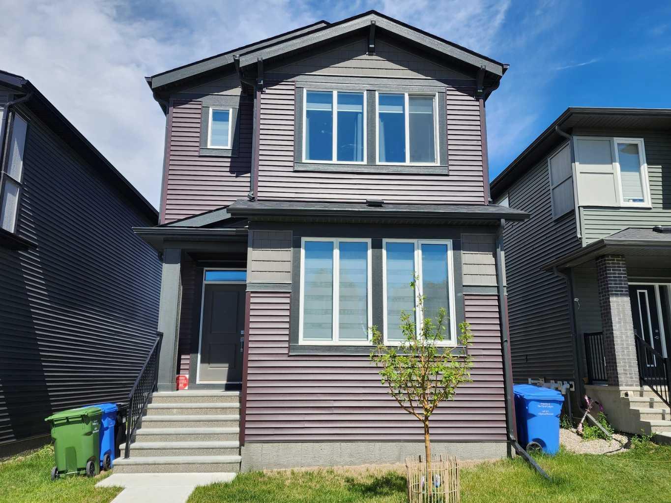 Property Photo: 292 Lucas Boulevard NW AB T3P 1X2