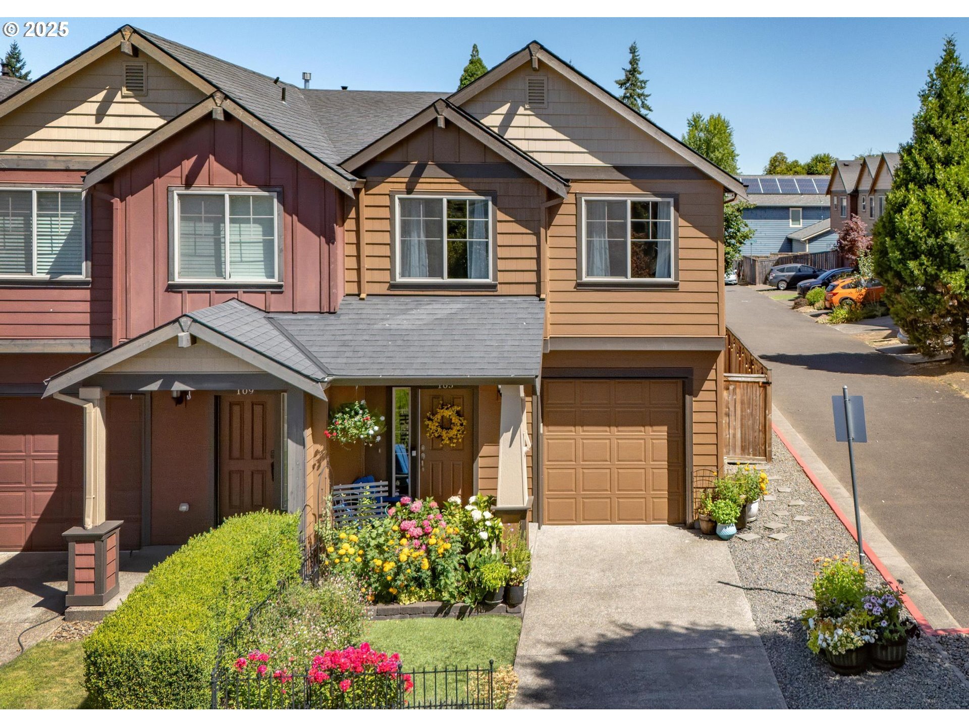 Property Photo: 105 Lawton Rd OR 97045