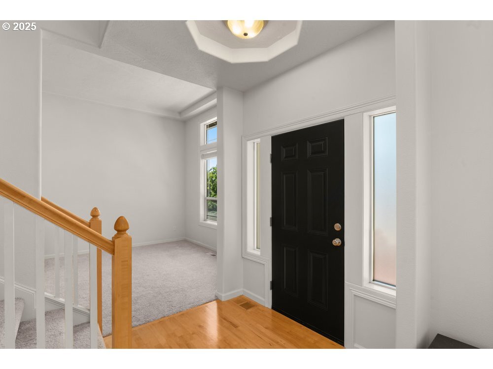 Property Photo: 6222 SW Garden Home Rd OR 97219