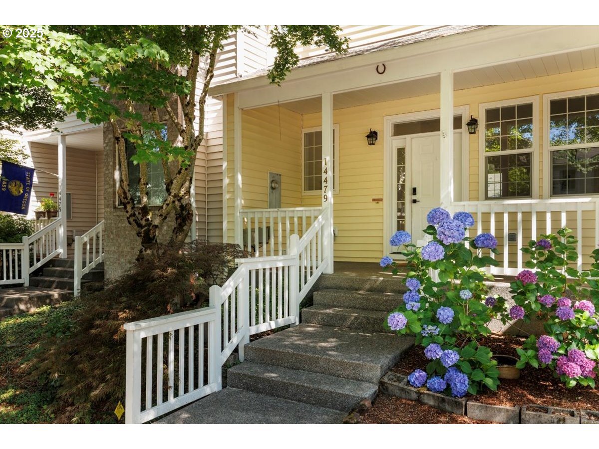 Property Photo: 14479 SE Bridgeton St OR 97015