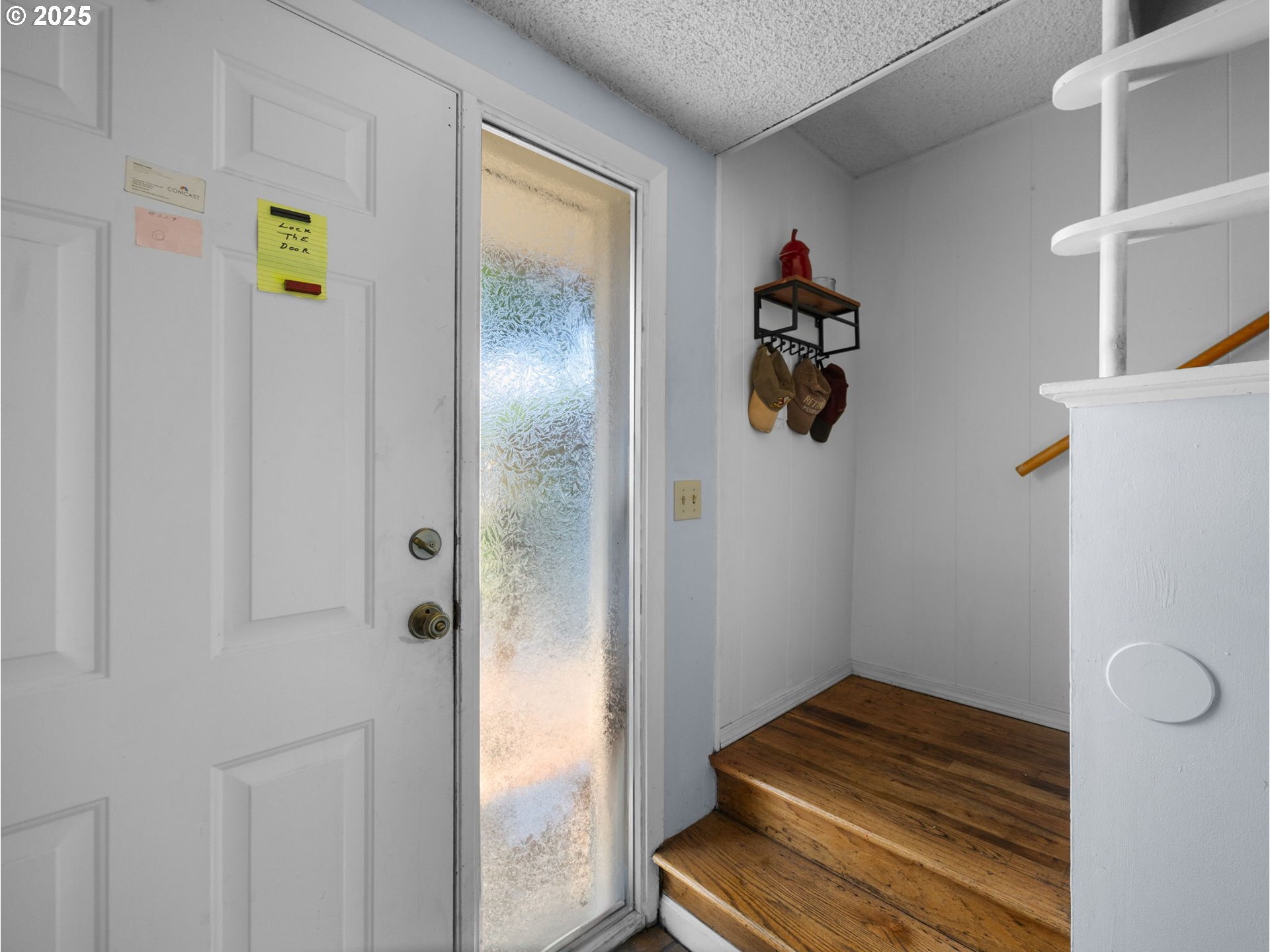 Property Photo: 2935 SE 142nd Pl OR 97236