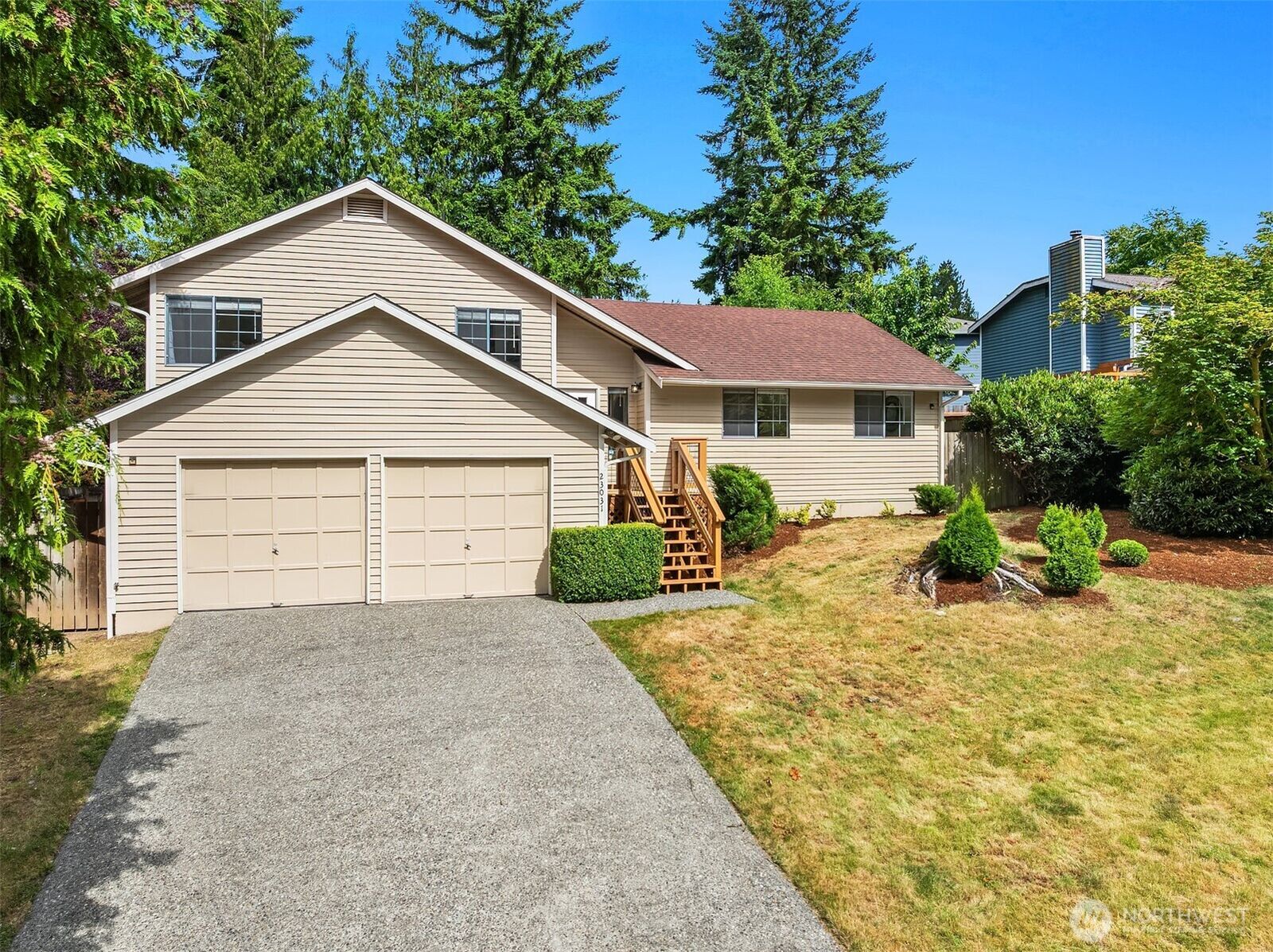 Property Photo: 23031 20th Avenue SE WA 98021
