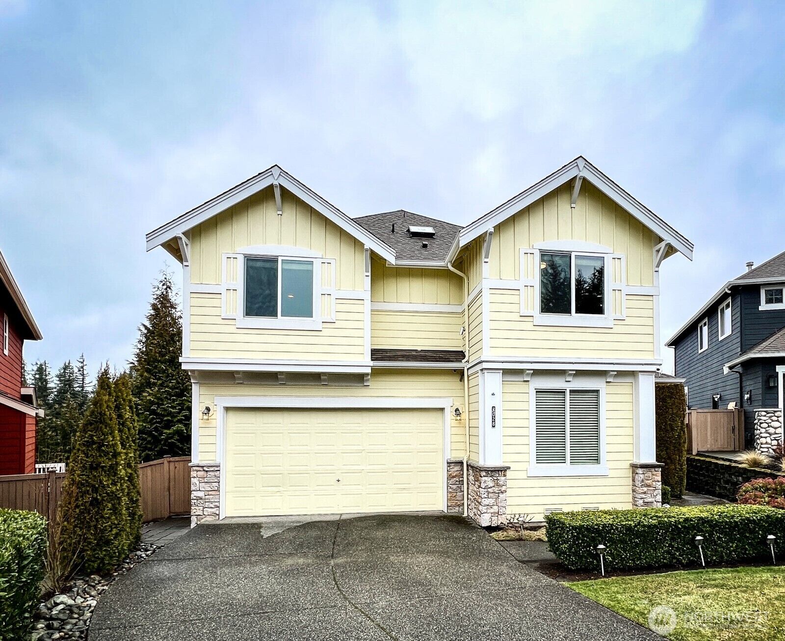 Property Photo: 7028 Cook Court SE WA 98065