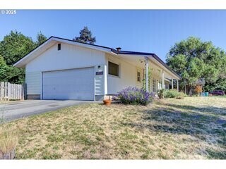 Property Photo: 6014 NE 37th Street WA 98661