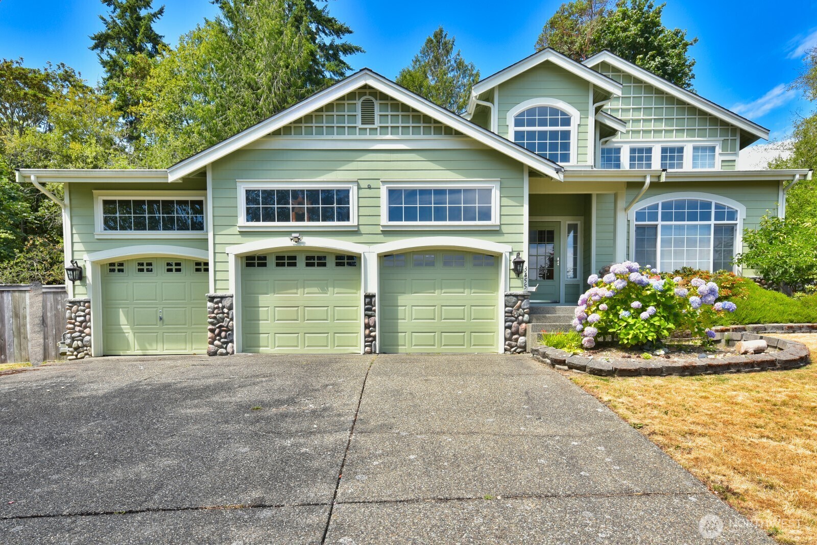 3455 NE Shore Cliff Street  Bremerton WA 98311 photo