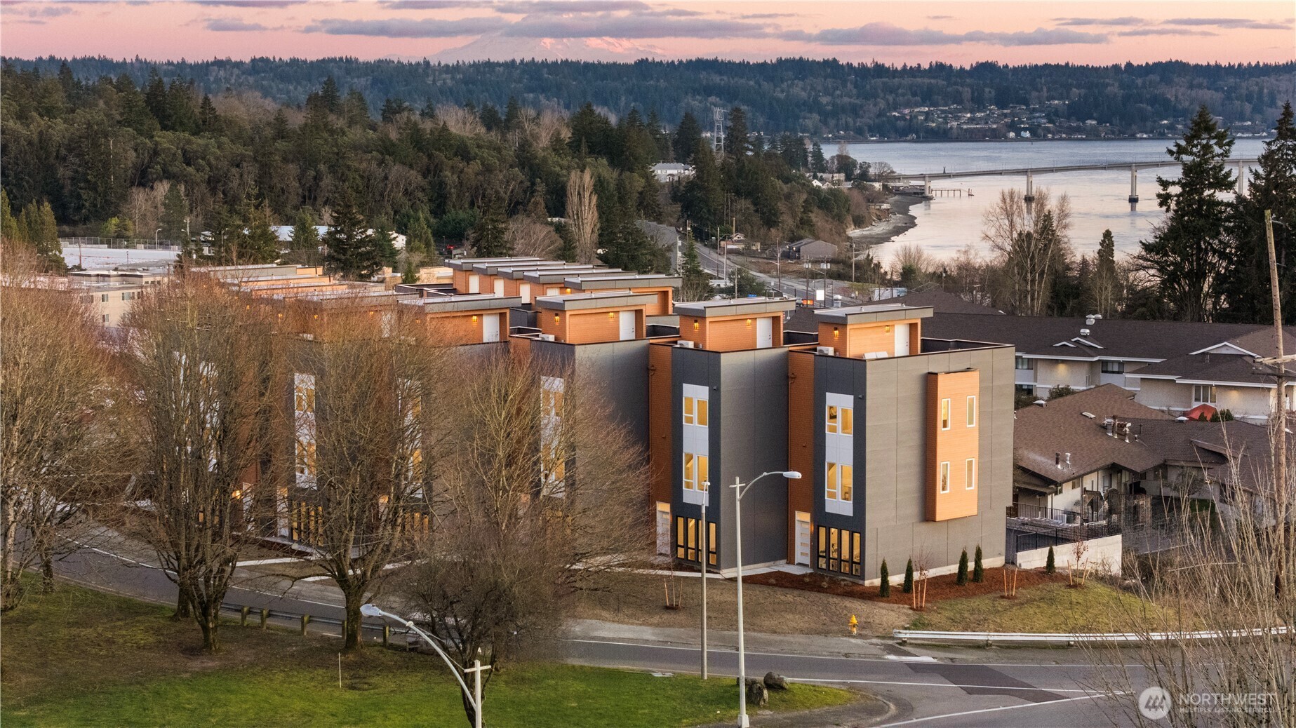 Property Photo:  2801  Clare Avenue 9  WA 98310 