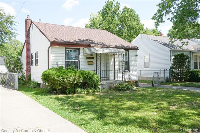 Property Photo: 26234 Pennie Street MI 48125