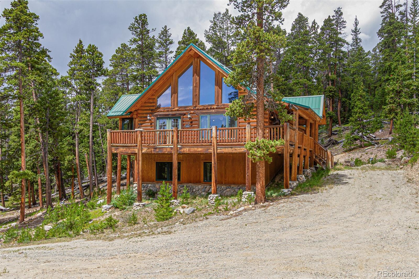 Property Photo:  725 Zebulon Street  CO 80440 