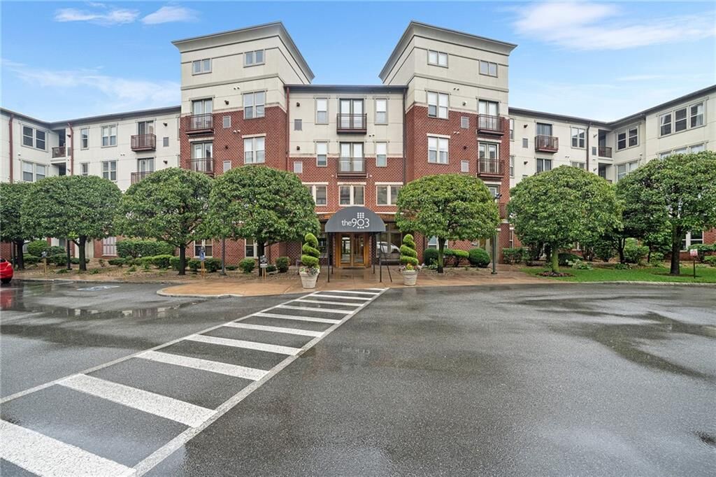 Property Photo: 1000 Providence Place 112 RI 02903