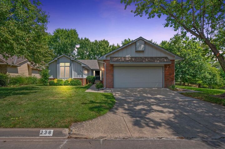 238 N Mesa St  Wichita KS 67212-5901 photo