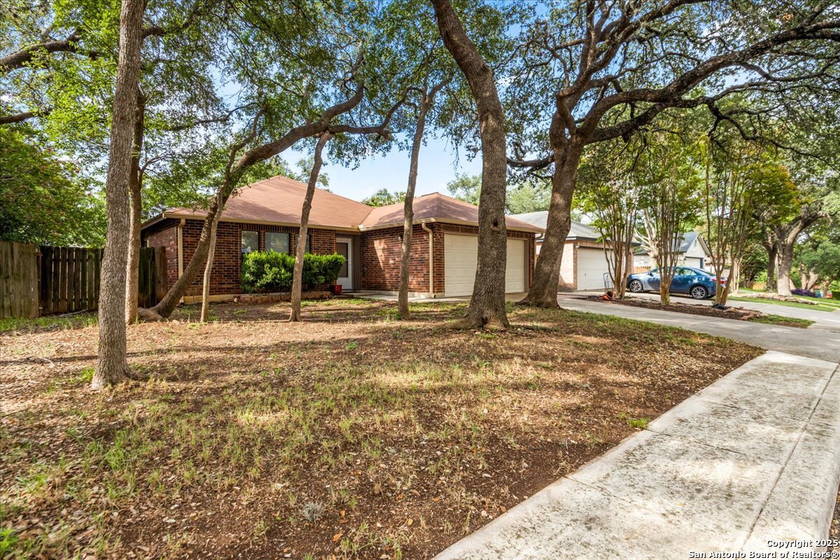 Property Photo: 4822 Limestone Well TX 78247