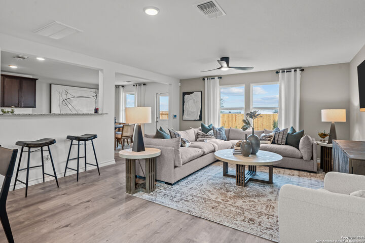 Property Photo:  8139 Hamrick Circle  TX 78252 