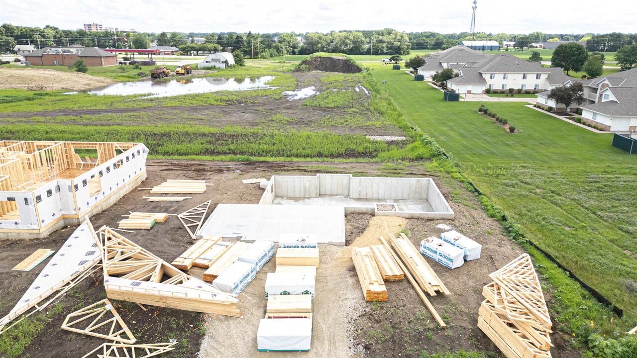 Property Photo:  1702 Kyle Circle  WI 53511 