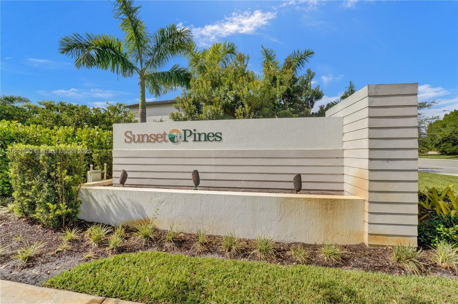 Property Photo: 213 SW 159th Ct FL 33027