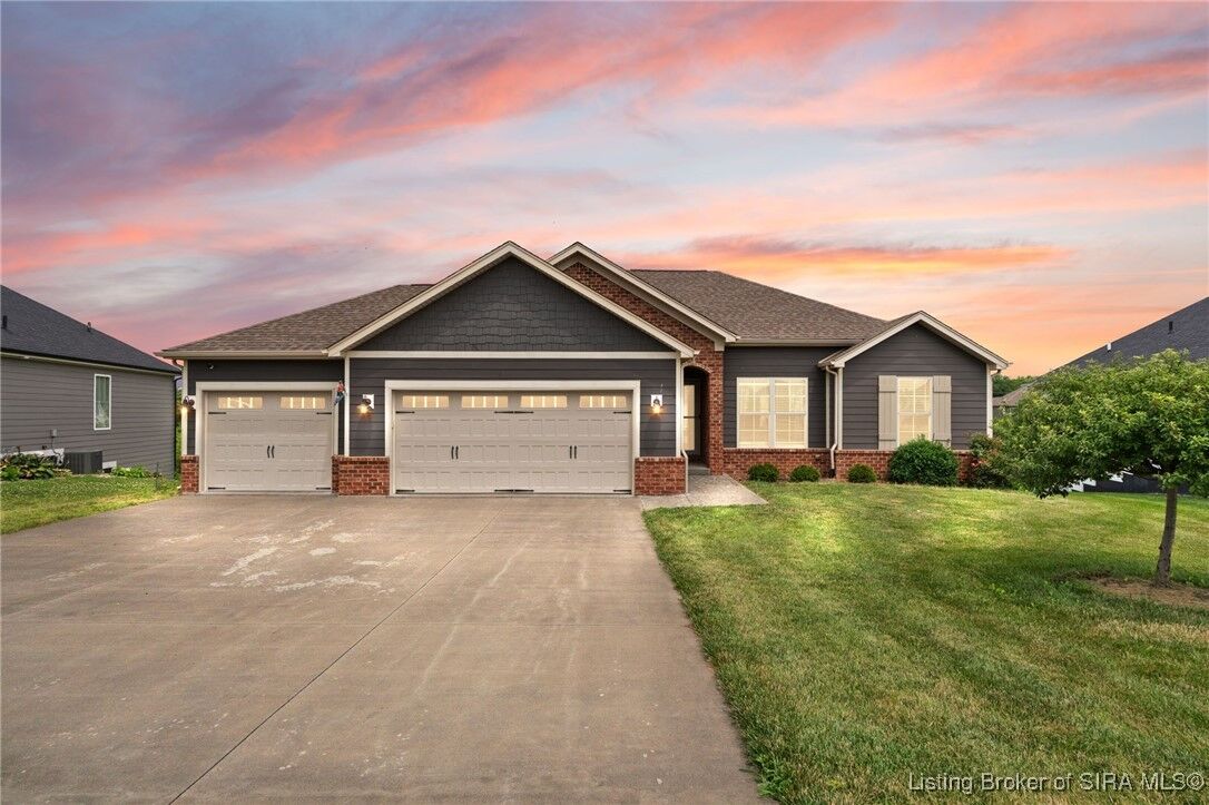 Property Photo: 6419 Anna Louise Drive IN 47111