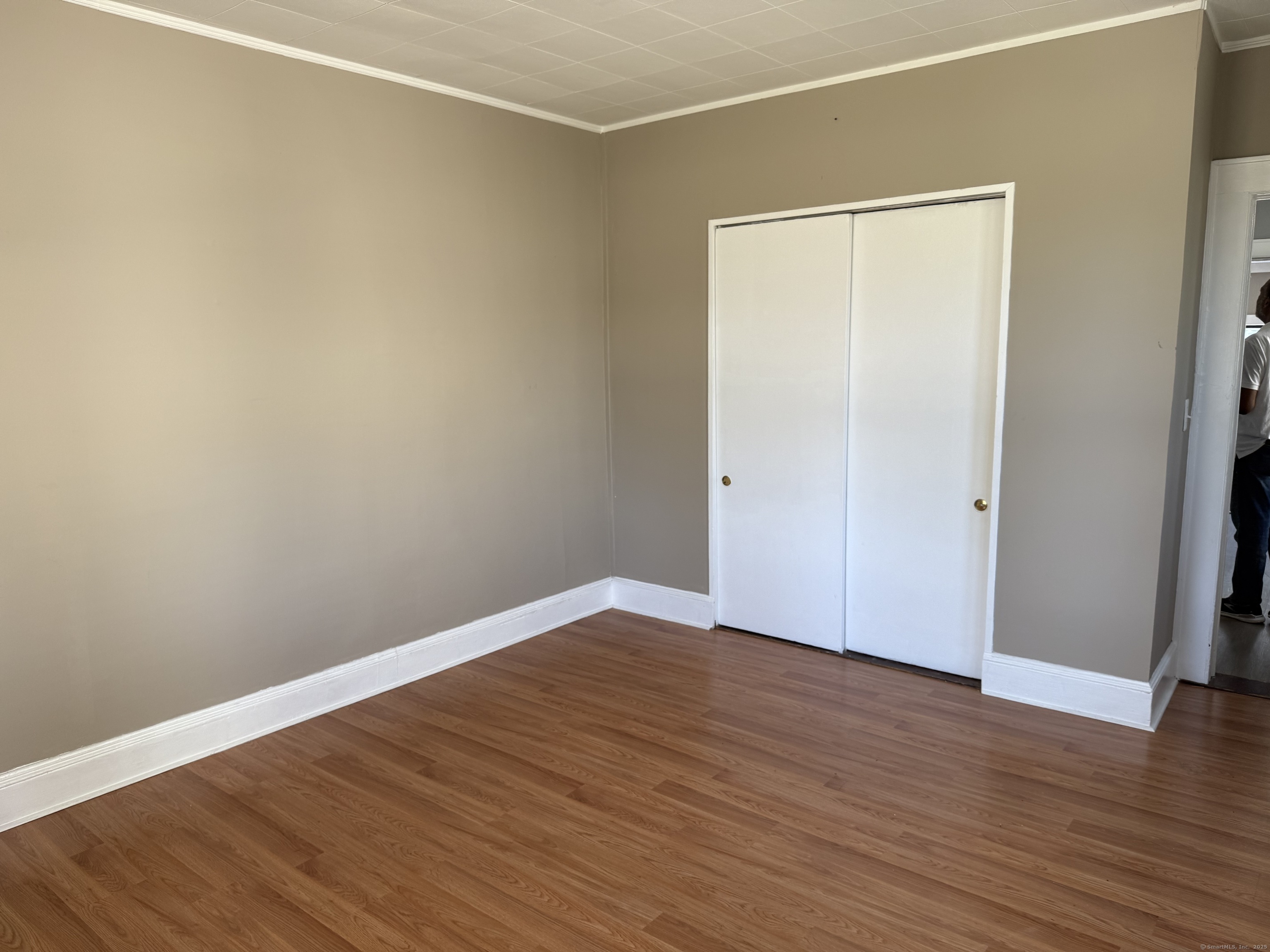 Property Photo: 1566 North Avenue CT 06604