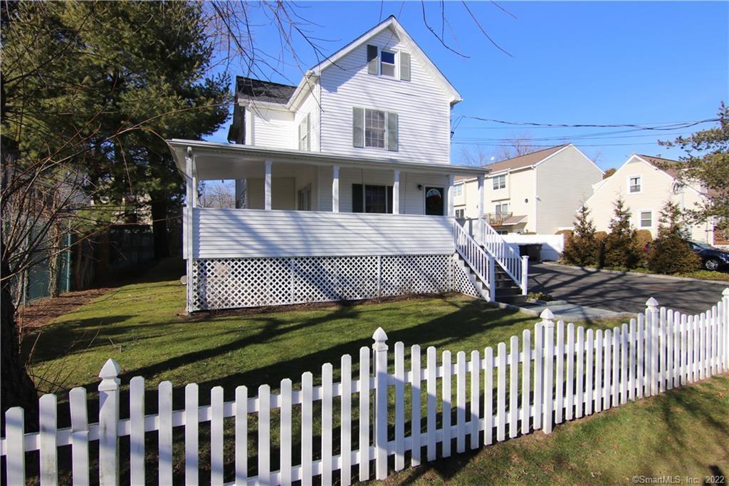 Property Photo:  14 Dora Street 2  CT 06902 