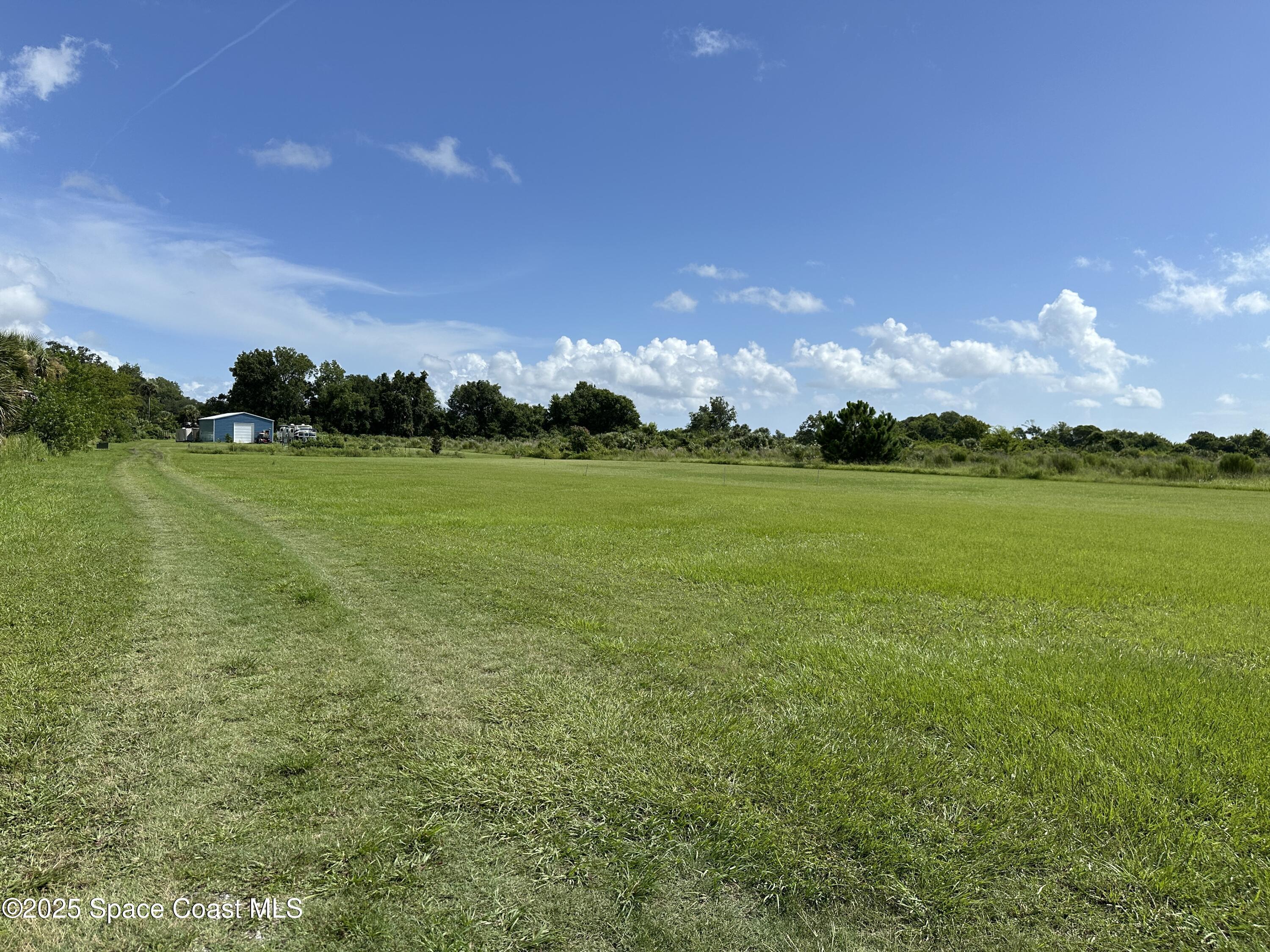Property Photo: 5955 Dixie Way FL 32754