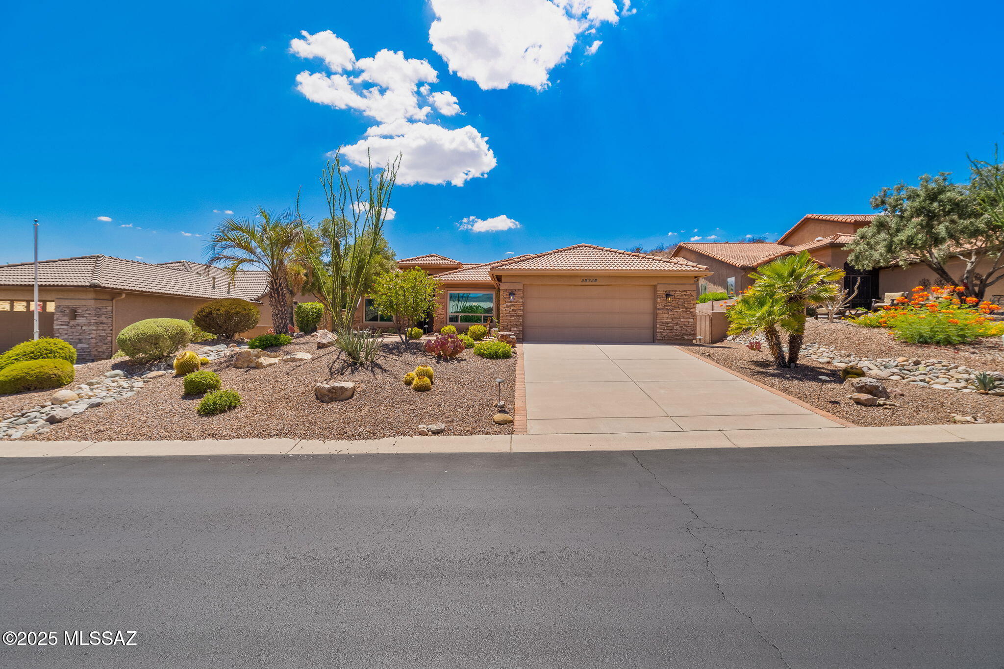 Property Photo: 38358 S Desert Bluff Drive AZ 85739