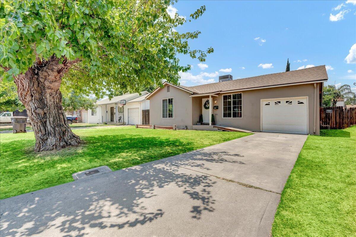 909 N 2nd Street  Porterville CA 93257 photo