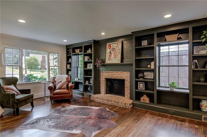Property Photo: 1209 Irving Street NC 27103