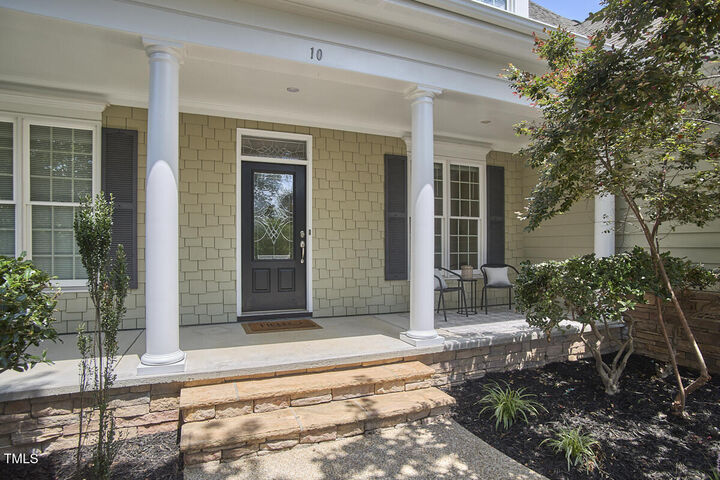 Property Photo: 10 Haywood Court NC 27705
