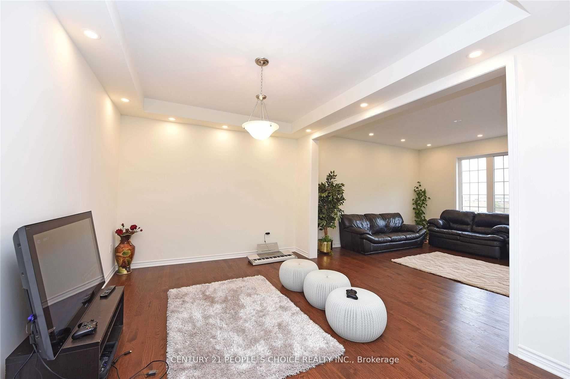 Property Photo: 249 Hinton Terrace Main ON L9E 1C8