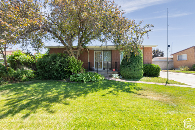 Property Photo: 3485 W 4305 S UT 84119