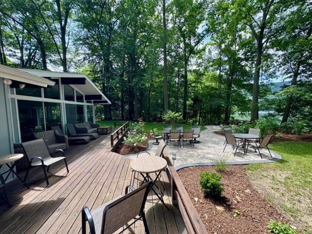Property Photo: 20 Driftwood Drive PA 16365