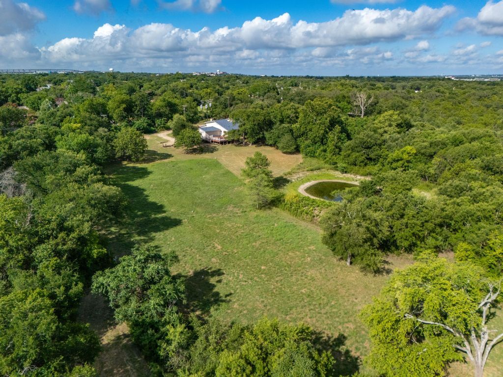 Property Photo:  1210 Springridge Street  TX 78664 